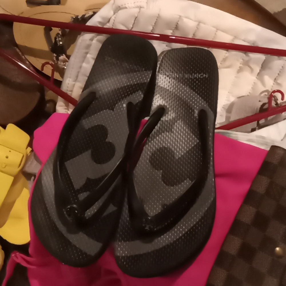 Tory birch sandals